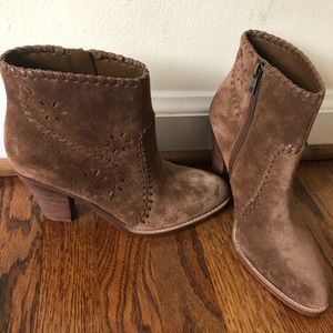 Ivan’s Trump Booties - worm once size 8